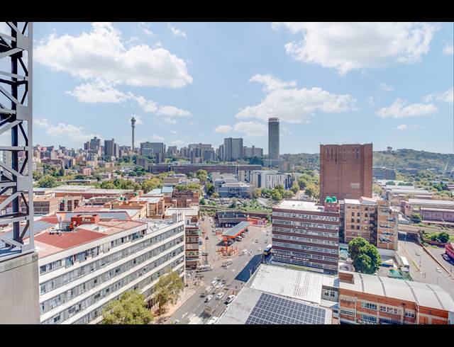1 BEDROOM APARTMENT FOR SALE IN MABONENG